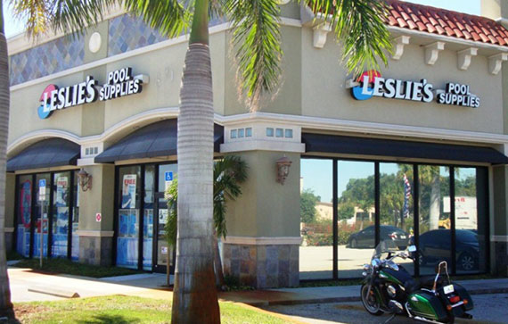 Leslie's Pool Supplies storefront in Florida with mirror reflective privacy film applied by Suntamers